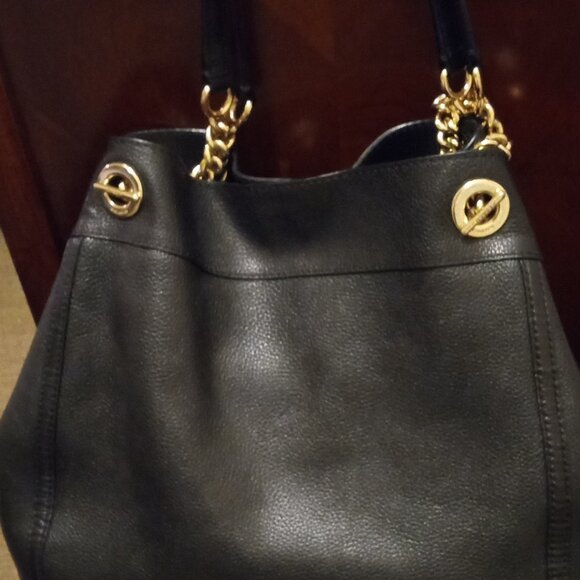 Black Coach Bag - Picture 3 of 3